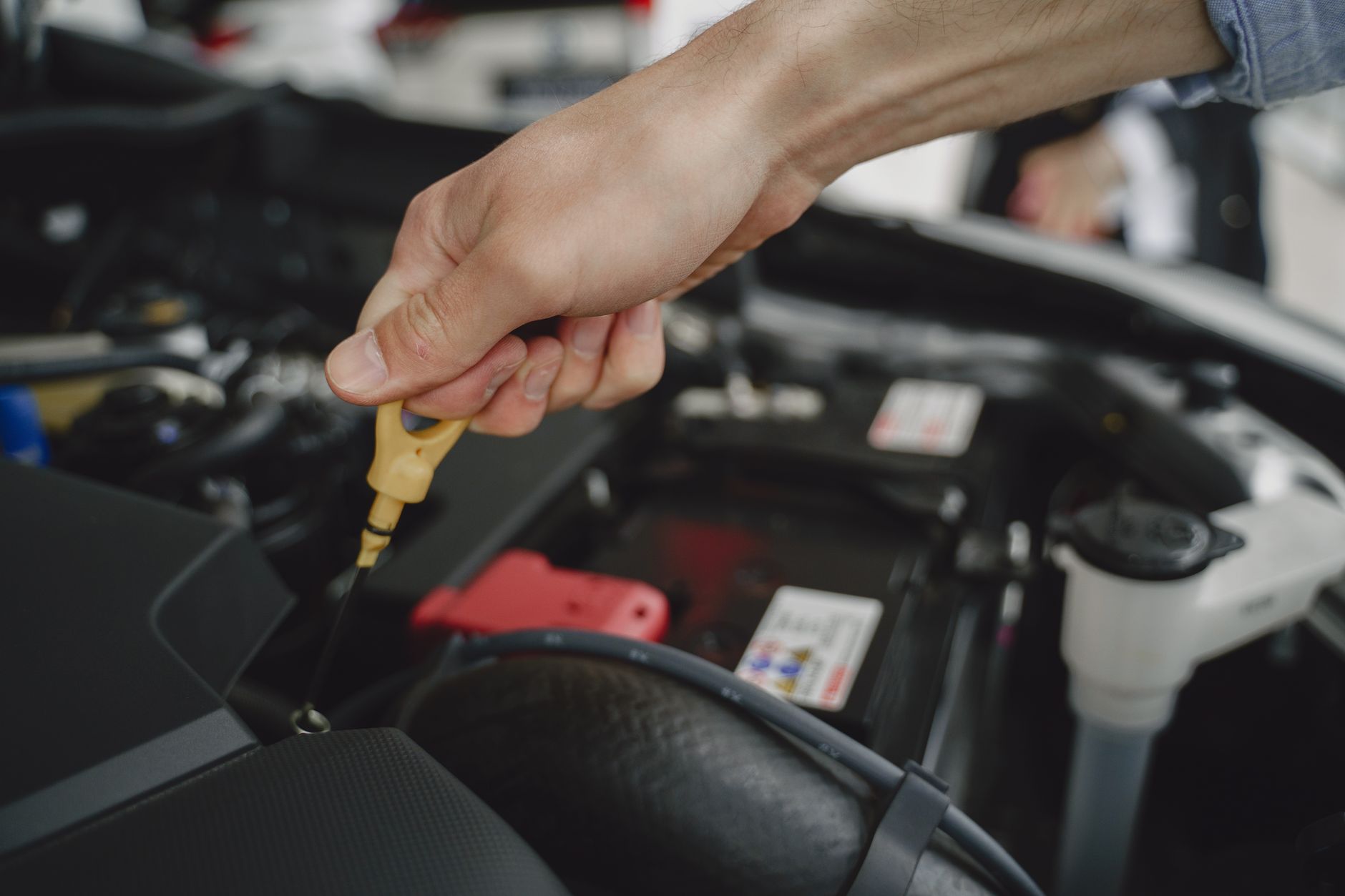Szczecińskie korki a zużycie silnika. Jak miejska jazda wpływa na Twoje auto?